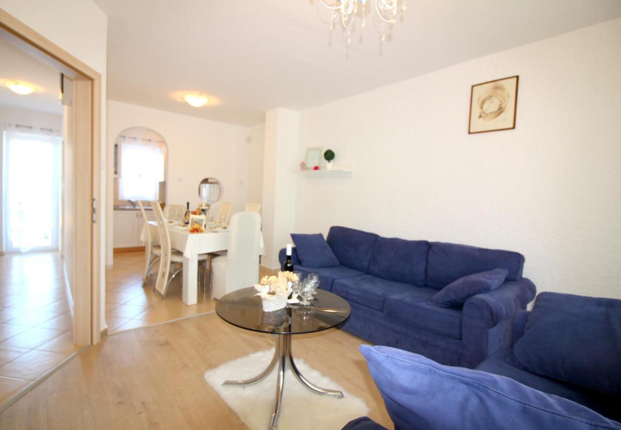 Holiday House Anamaria Poreč Extérieur photo