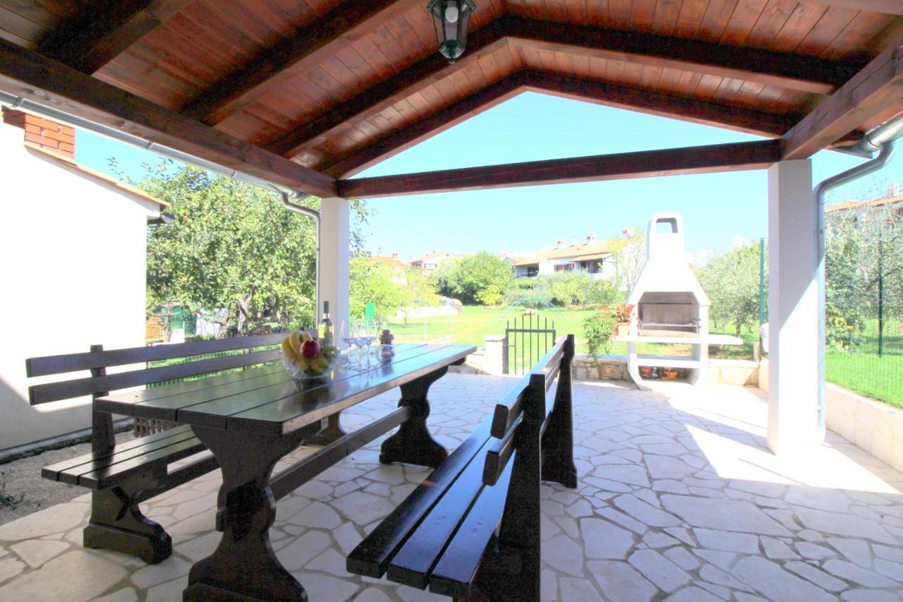 Holiday House Anamaria Poreč Extérieur photo