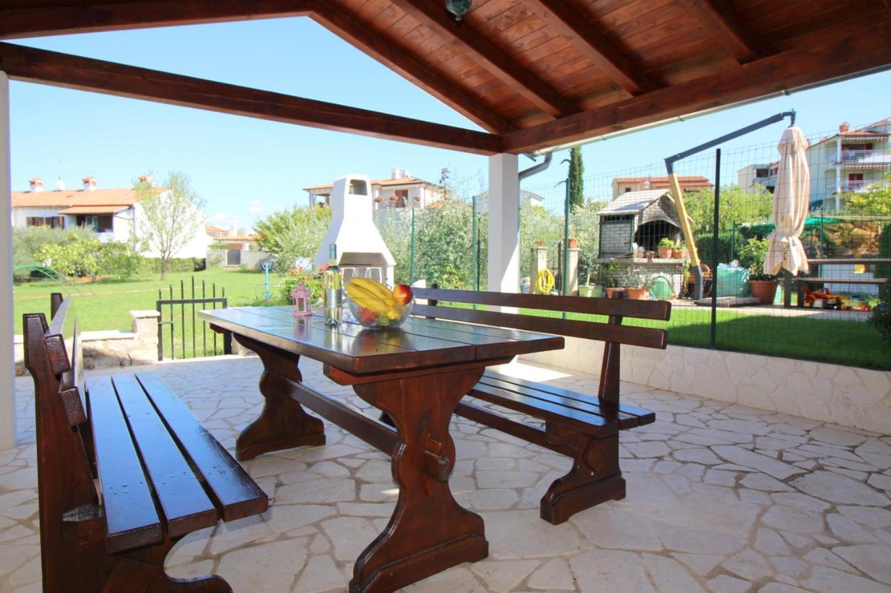 Holiday House Anamaria Poreč Extérieur photo