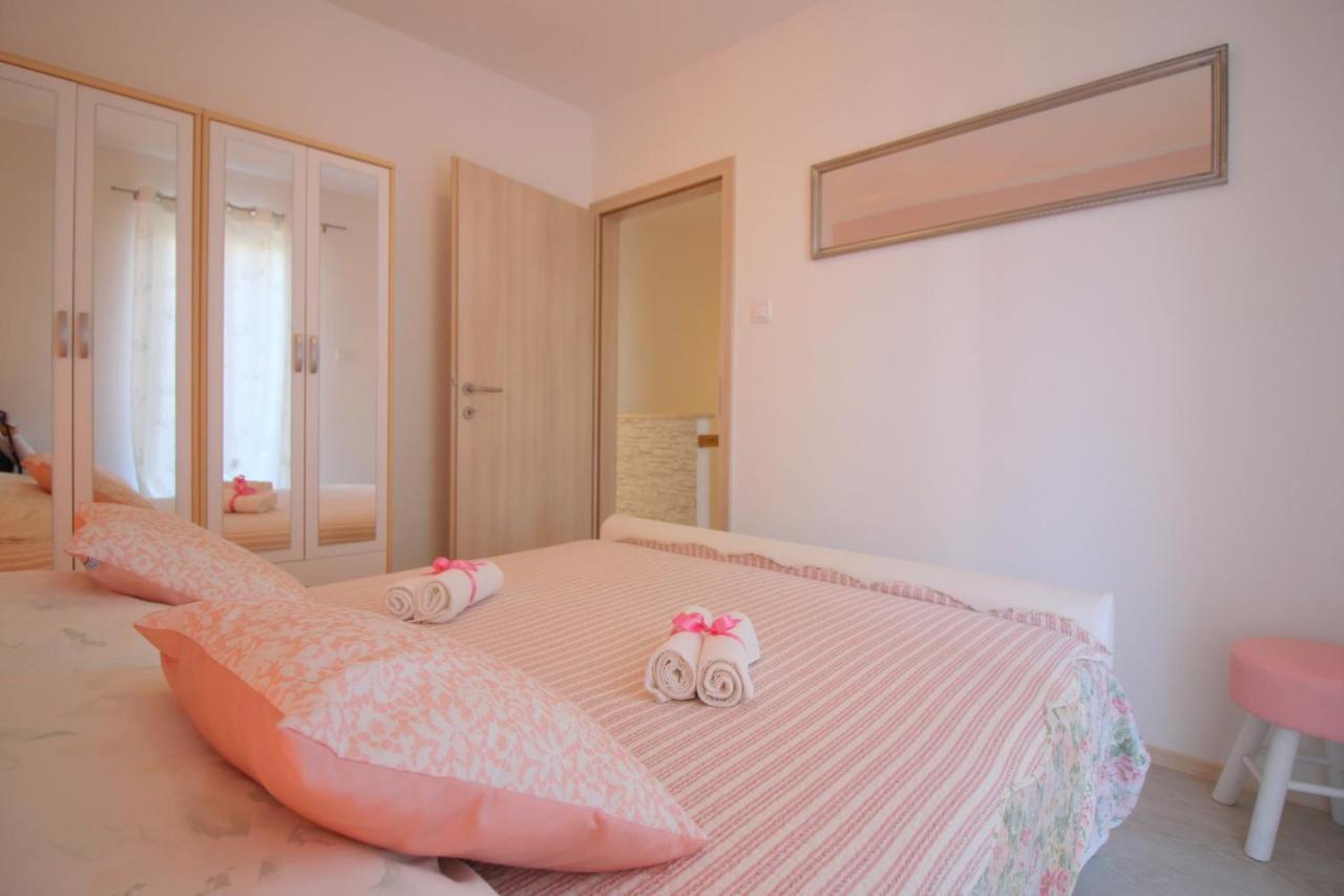 Holiday House Anamaria Poreč Extérieur photo